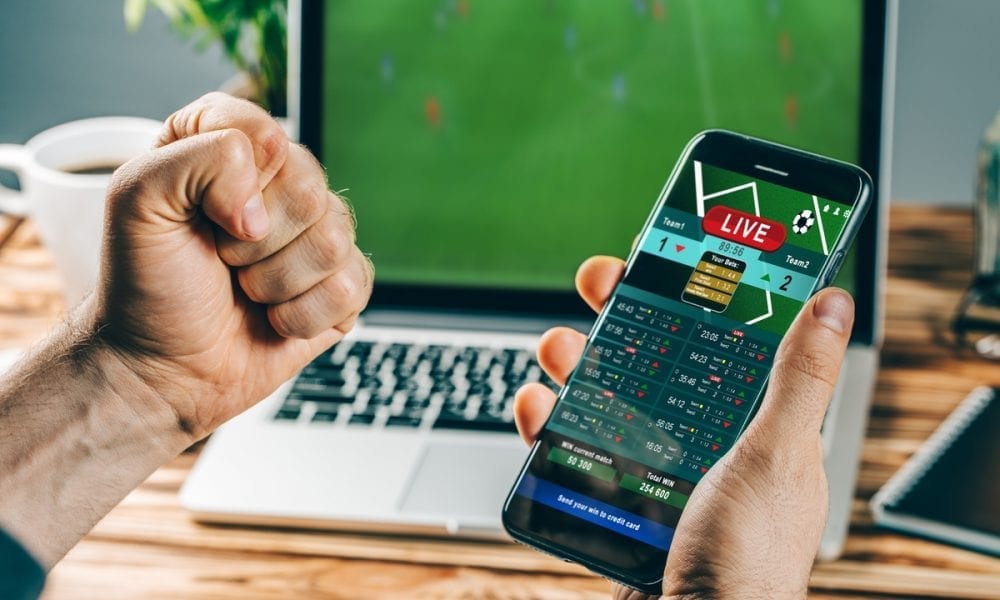 Football betting – How to choose between bet types?